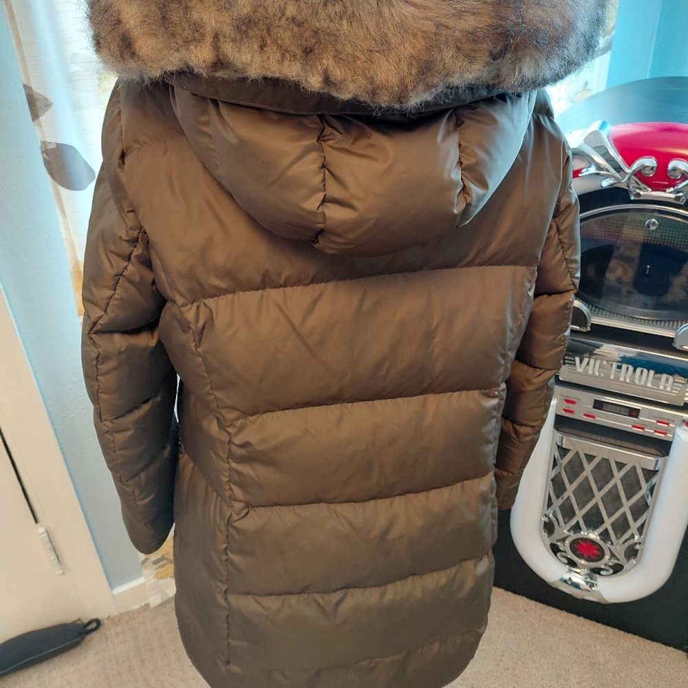Women's Eddie Bauer Lodge Casadian Down Parka Jacket - Picture 9 of 9